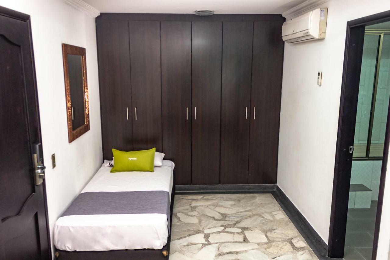 Hotel Calasanz Real Medellin Exterior photo